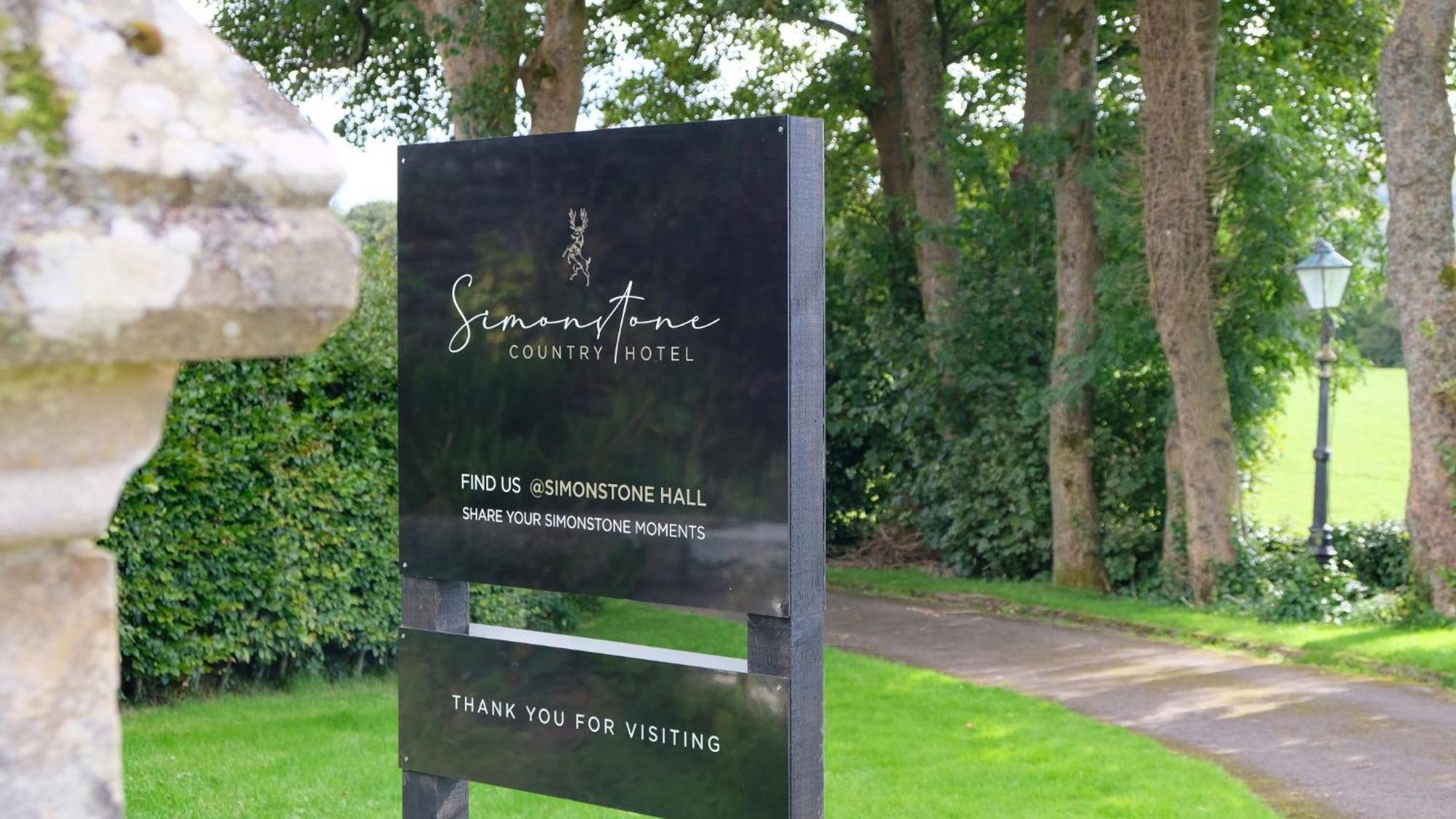 Simonstone Hall Hotel Hawes Exterior photo